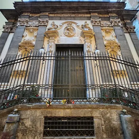 San Gennaro Lägenhet *